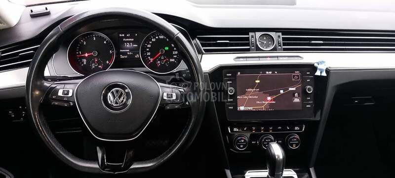 Volkswagen Passat B8 1.6 TDI HIGH-LINE