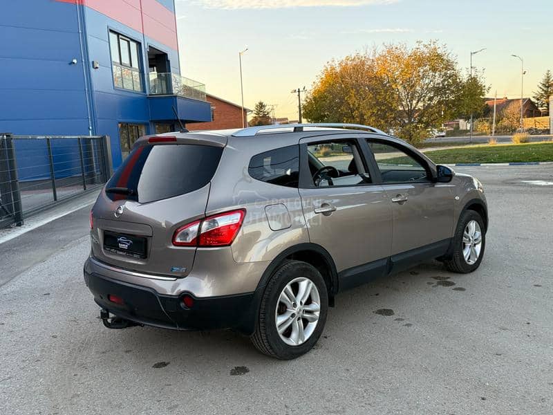 Nissan Qashqai + 2 1.5 DCI