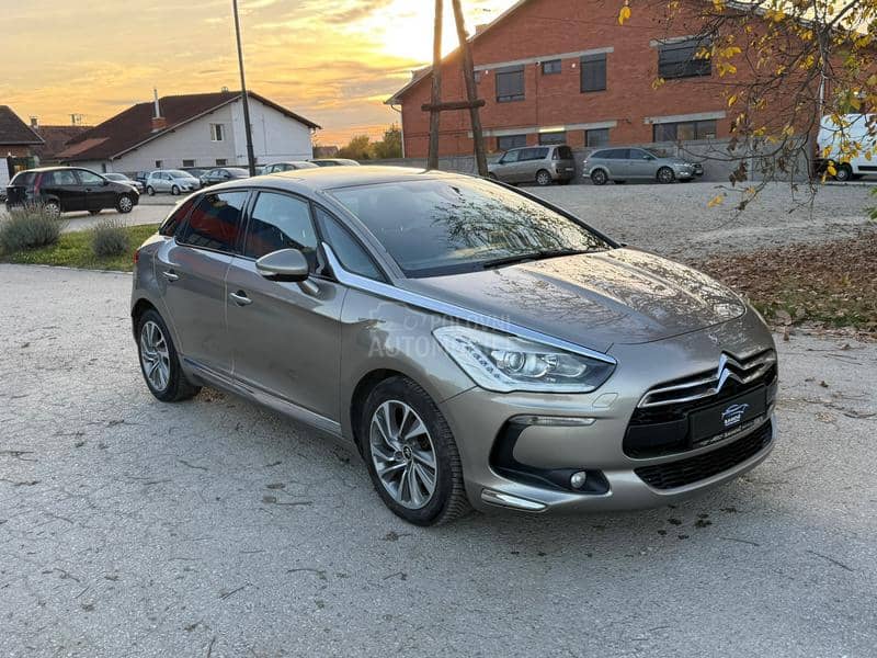 Citroen DS5 2.0 HDI SO CHIC