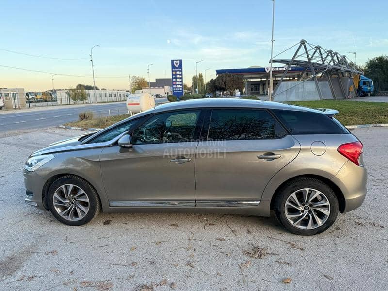 Citroen DS5 2.0 HDI SO CHIC