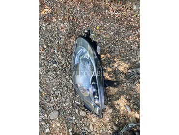 desni ksenon far valeo za Alfa Romeo Giulietta od 2008. do 2020. god.