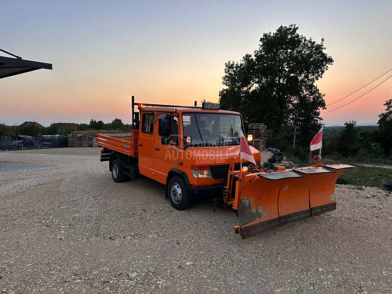 Mercedes Benz VARIO 813