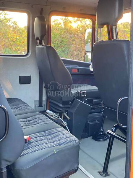 Mercedes Benz VARIO 813