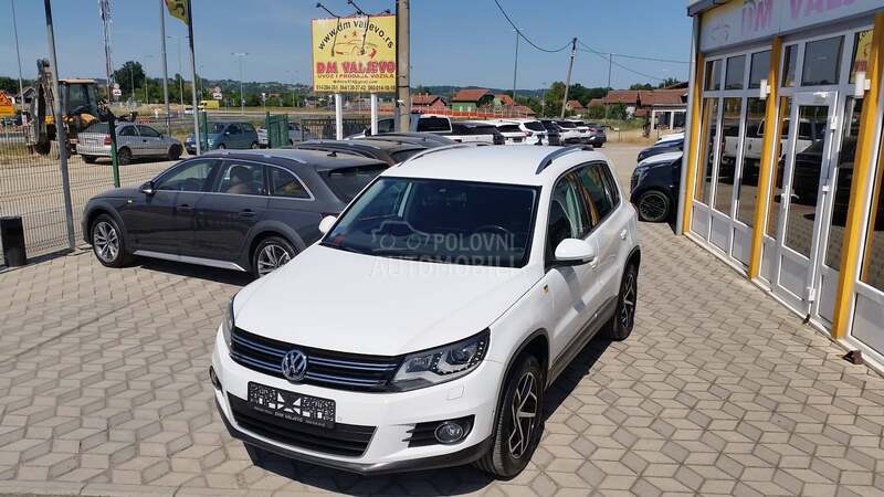 Volkswagen Tiguan 4MOTION/DSG/LED/T0P
