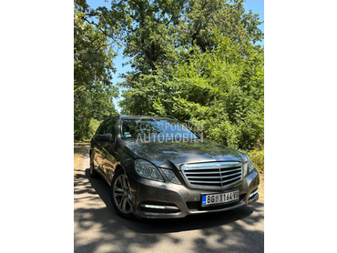 Mercedes Benz E 200 
