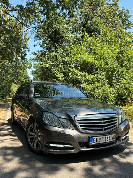 Mercedes Benz E 200 