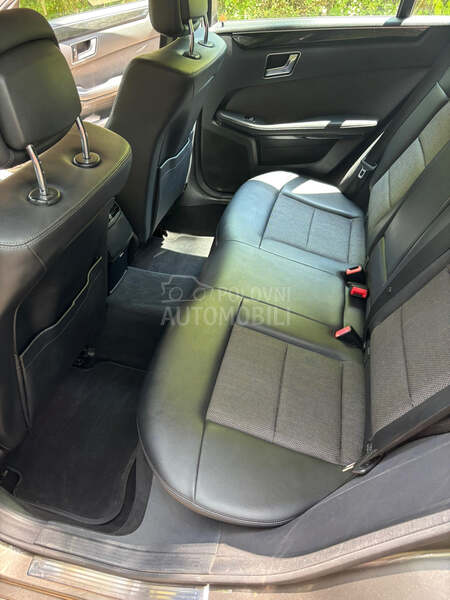Mercedes Benz E 200 