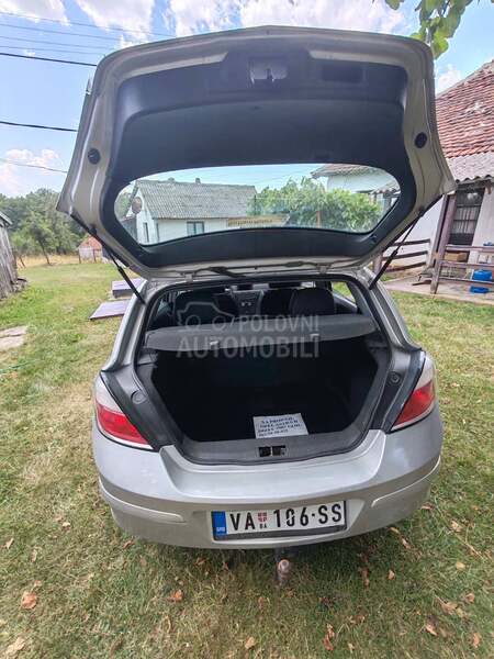 Opel Astra H 1.7
