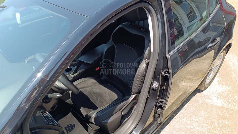 Renault Megane 1.5 DCI INTENS