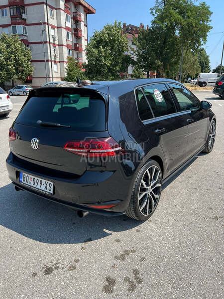 Volkswagen Golf 7 GTI Performance