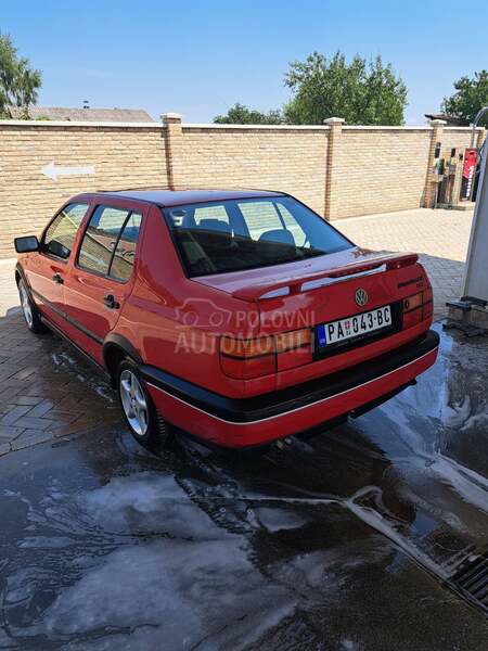 Volkswagen Vento 1.9 TDI