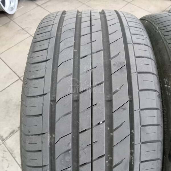 Nexen 275/35 R20 Letnja
