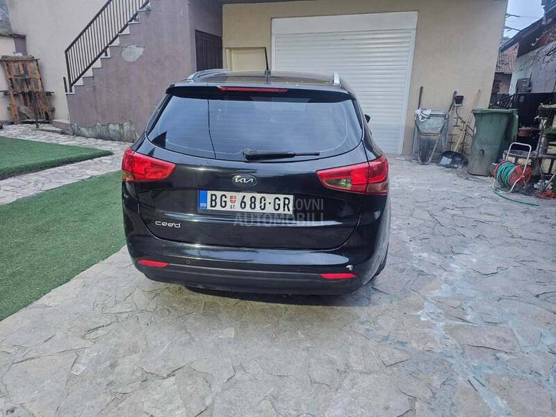 Kia cee`d sw 