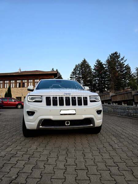 Jeep Grand Cherokee Totalni ful