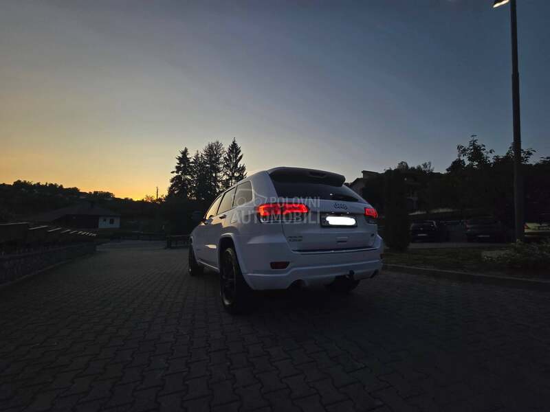 Jeep Grand Cherokee Totalni ful
