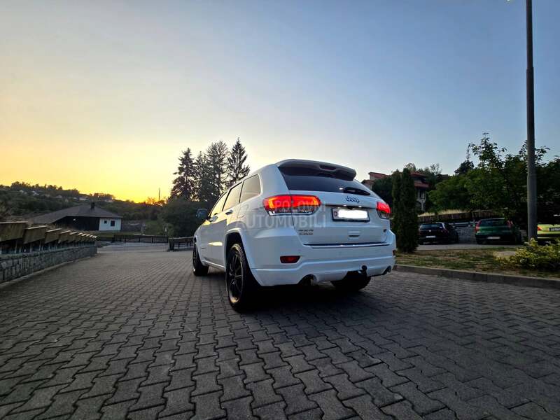 Jeep Grand Cherokee Totalni ful