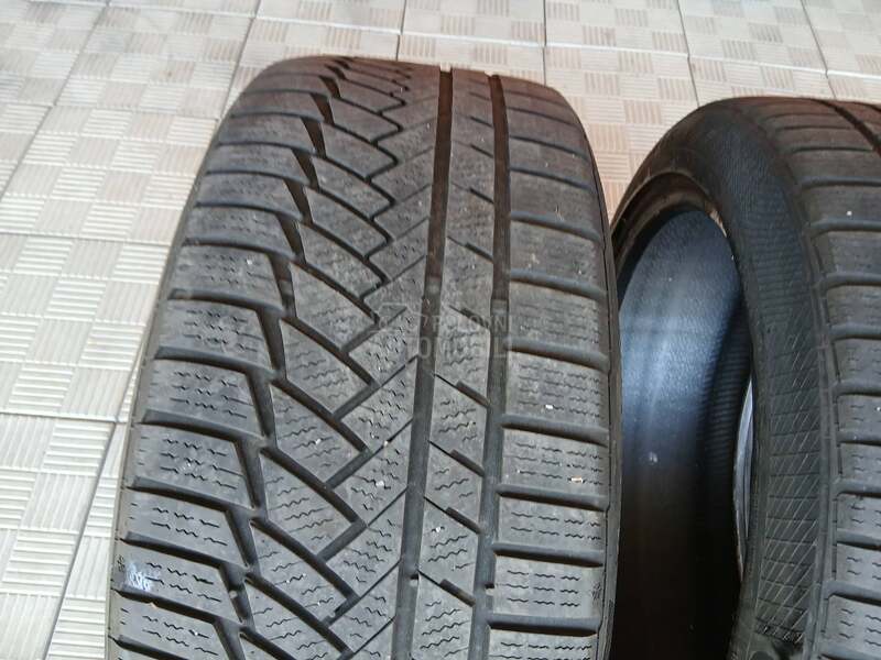 Continental 225/45 R18 Zimska