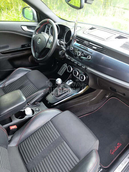 Alfa Romeo Giulietta 2.0 JTDm QV Line