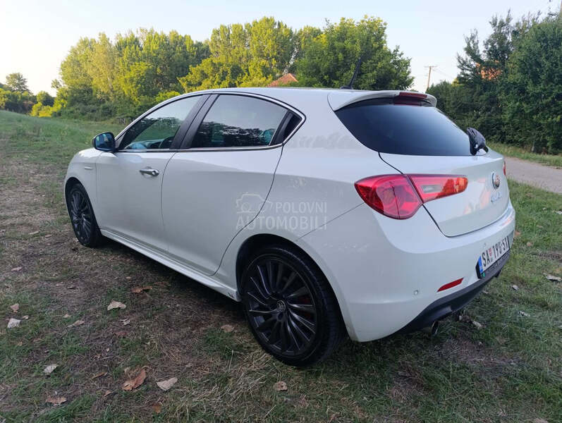 Alfa Romeo Giulietta 2.0 JTDm QV Line