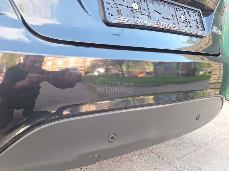 Ford Fiesta 1.4 Titanium Tng