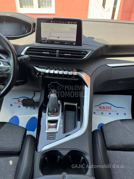 Peugeot 3008 ALLURE