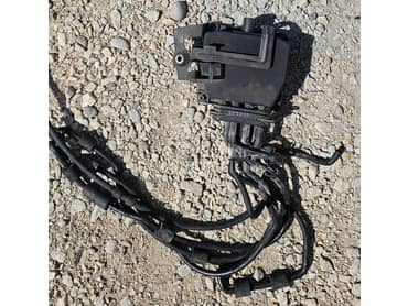 Vakum centrala za Volkswagen Golf 5