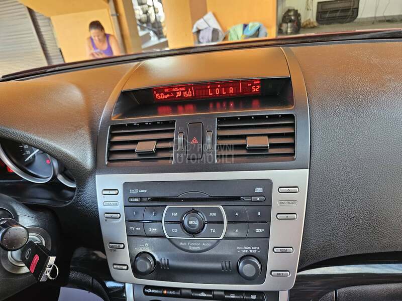 Mazda 6 128.ooo XENON TOOP