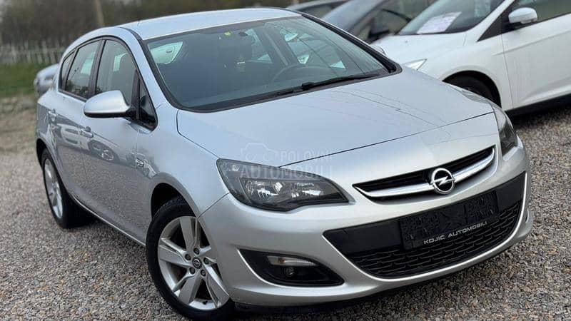 Opel Astra J 1.7CDTI COSMO/SPORT