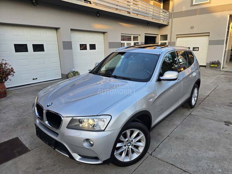 BMW X3 2.0x-DRIVE//PAN/F-UL