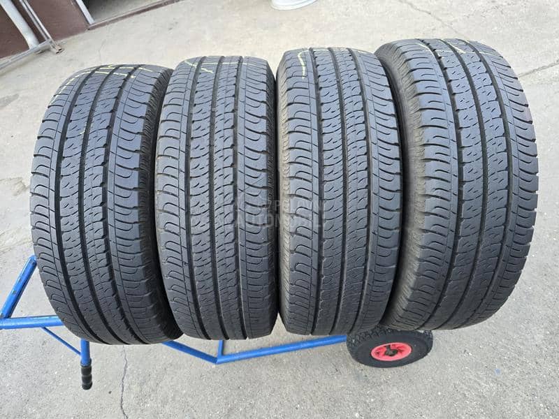 Goodyear 215/65 R16 Letnja