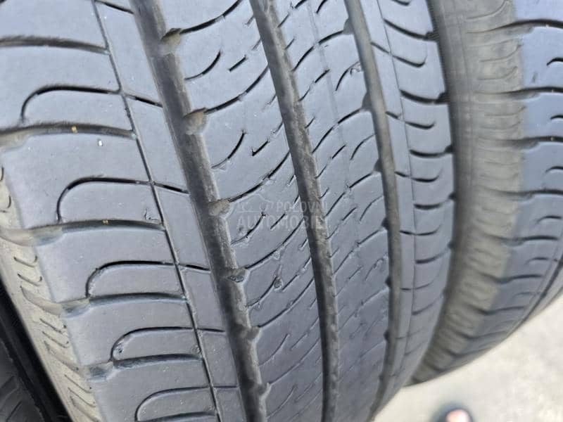 Goodyear 215/65 R16 Letnja