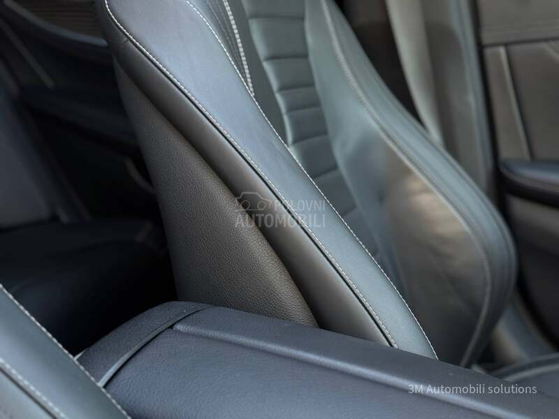 Mercedes Benz E 220 D/AMG/4M/PANO/20