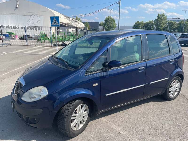 Lancia Musa 1.3 multijet