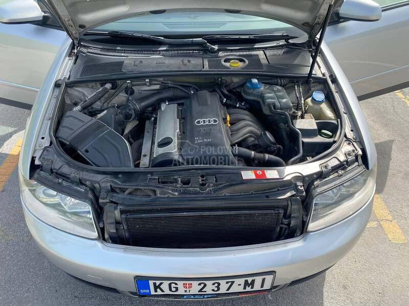 Audi A4 1.6