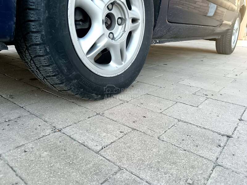 Renault Clio REG GODINU DANA