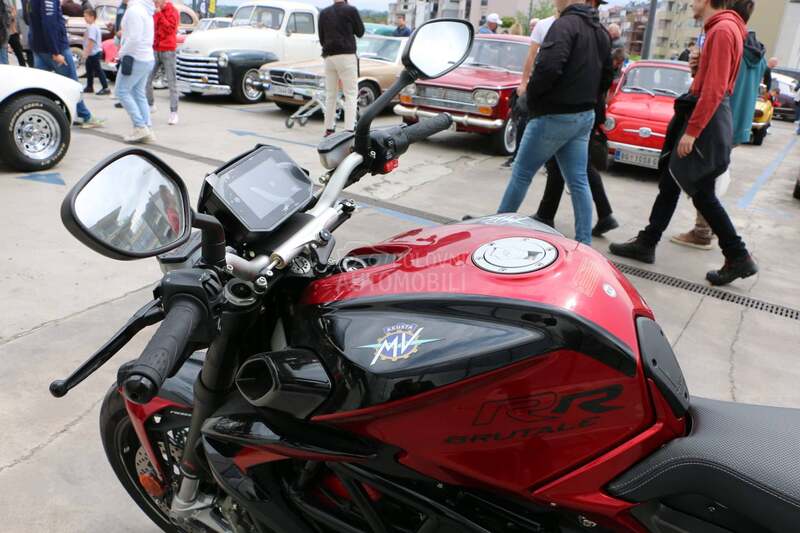 MV Agusta Brutale RR