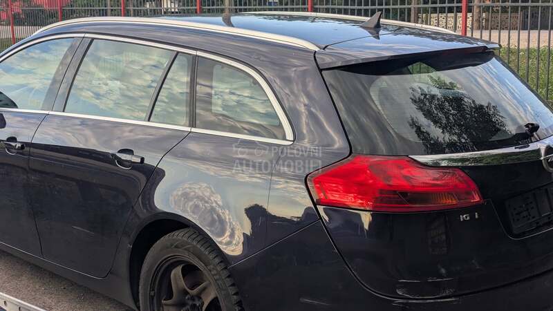 Opel Insignia 2.0 turbo