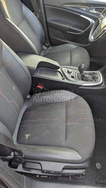 Opel Insignia 2.0 turbo