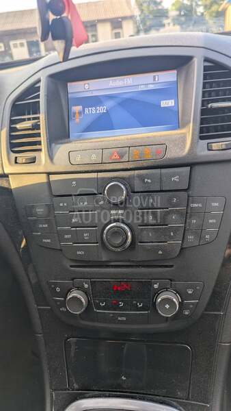 Opel Insignia 2.0 turbo