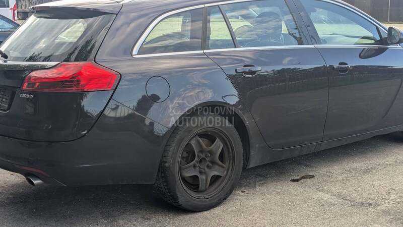 Opel Insignia 2.0 turbo