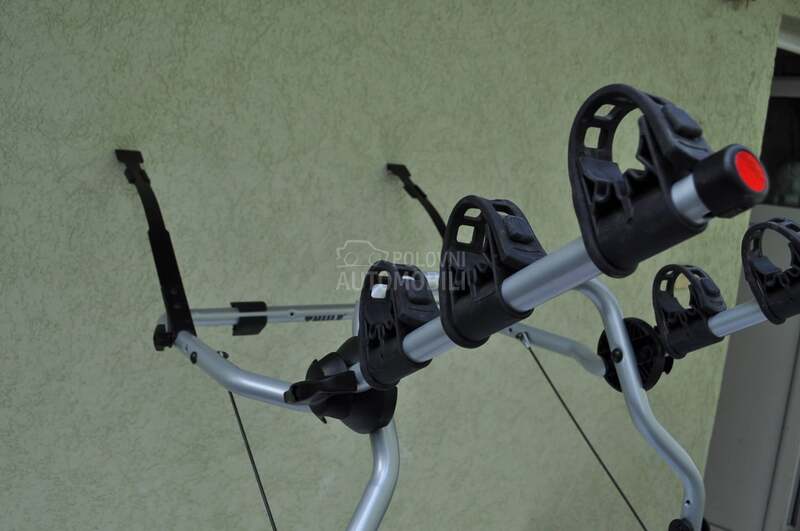 Thule nosac za 3 bicikle