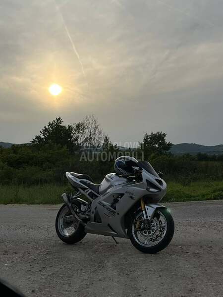 Kawasaki ZX6R