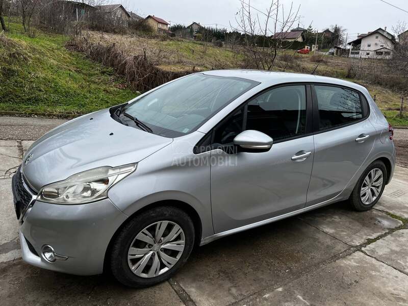 Peugeot 208 1399
