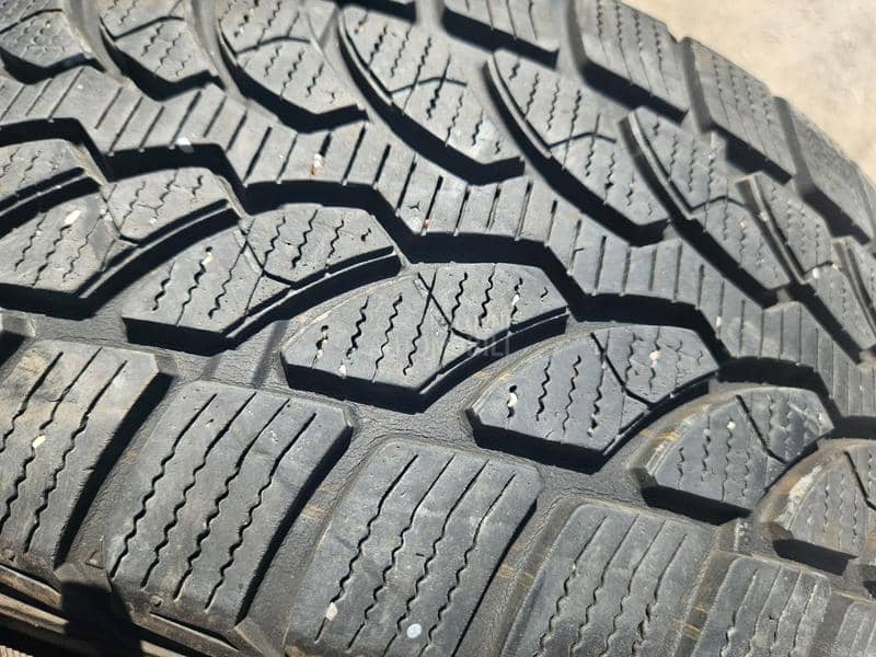 Bridgestone 205/55 R16 Sve sezone