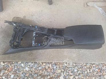 Naslon za ruku F30,F31 za BMW Serija 3 od 2011. do 2015. god.