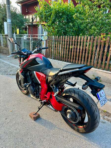 Honda cb1000r cb 1000 r