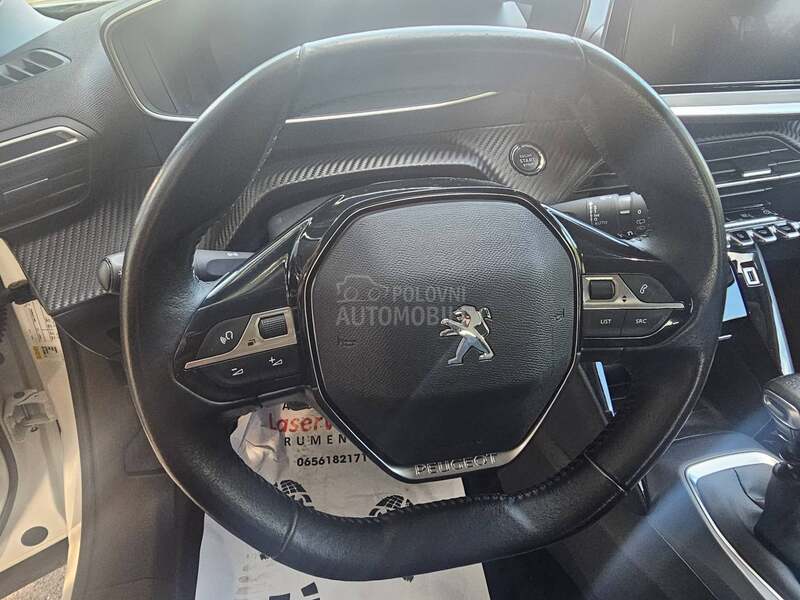 Peugeot 2008 1,5 BLUEHDI ALLURE