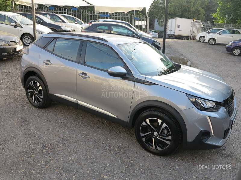 Peugeot 2008 1.2 B ALURE