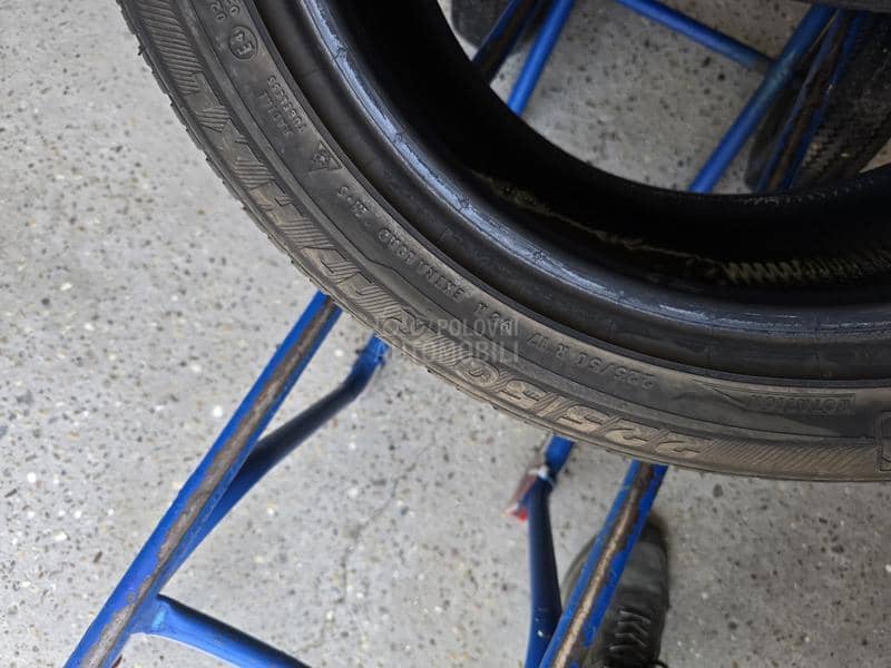 Semperit 225/50 R17 Zimska