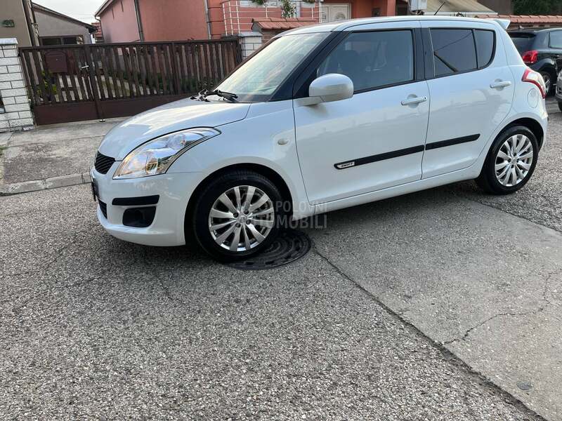 Suzuki Swift 1.3B-TNG. PERLA